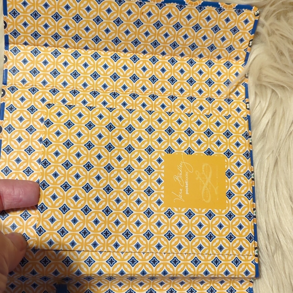 Vera Bradley small file folder for cards coupons etc - Picture 5 of 6